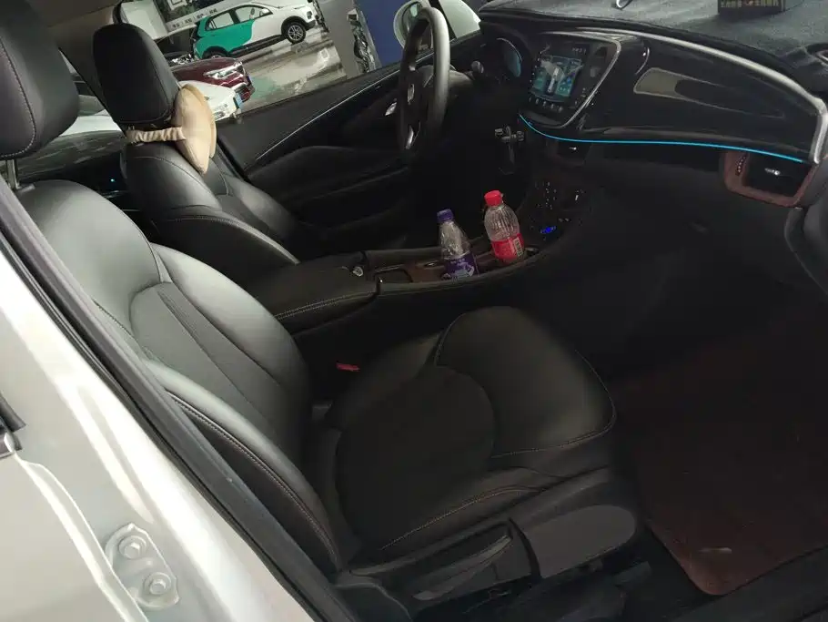 Buick Envision Plus — миниатюра 8