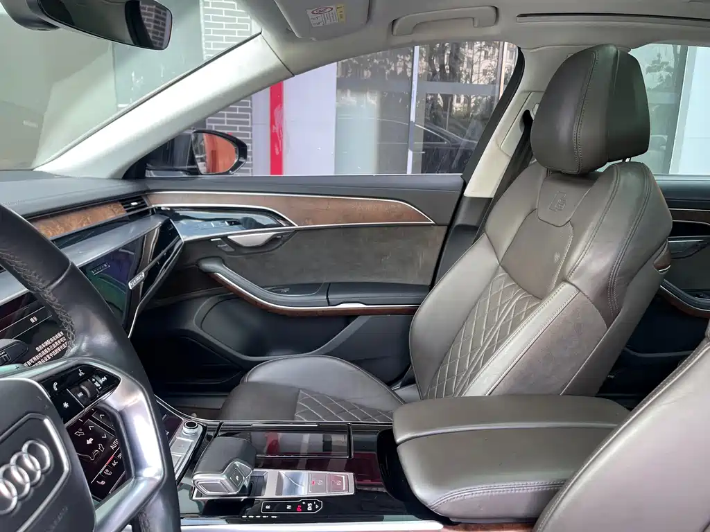 Audi A8 — миниатюра 21