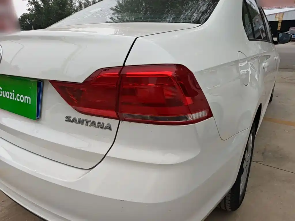 Volkswagen Santana — миниатюра 8