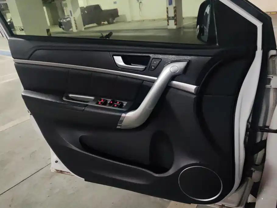 Haval M6 — миниатюра 6