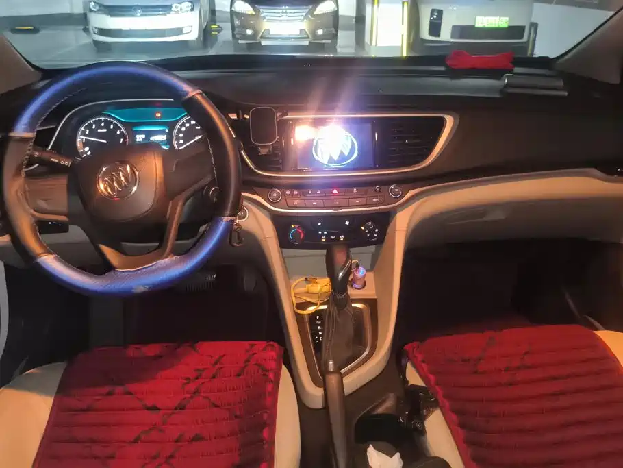 Buick Excelle — миниатюра 12