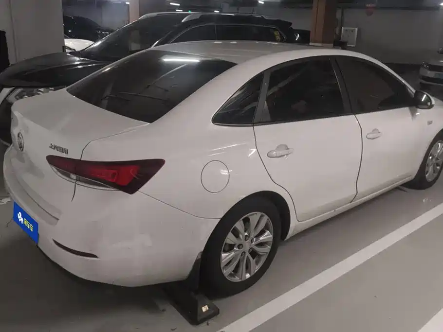 Buick Excelle — миниатюра 3