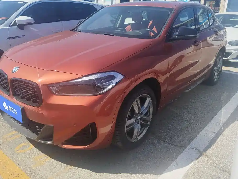 BMW X2