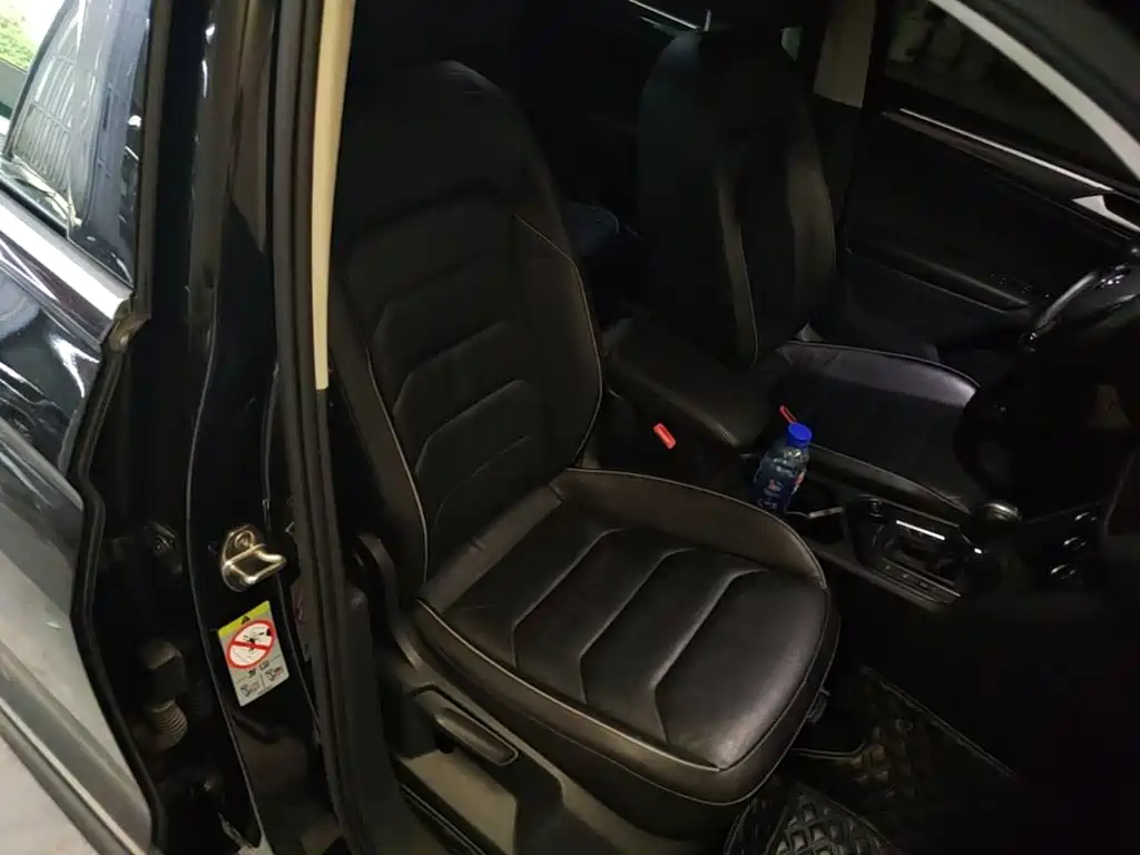 Volkswagen Tiguan — миниатюра 25