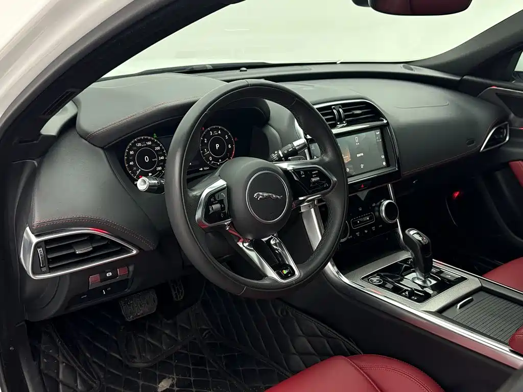 Jaguar XEL — миниатюра 10