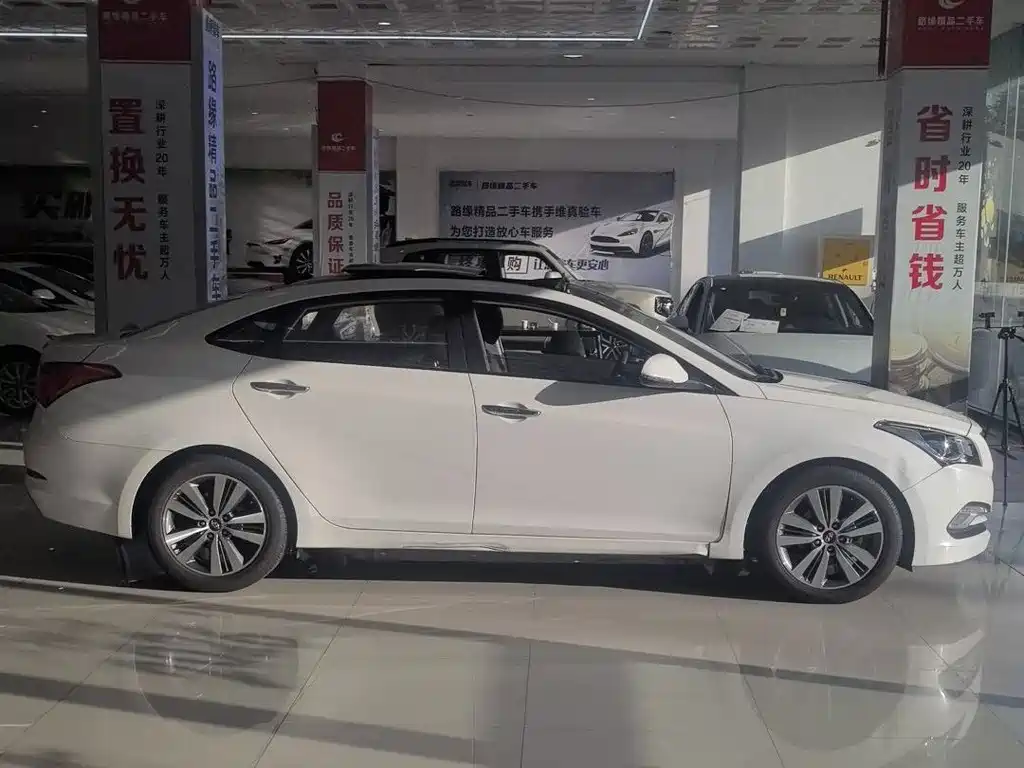 Hyundai Mistra — миниатюра 3