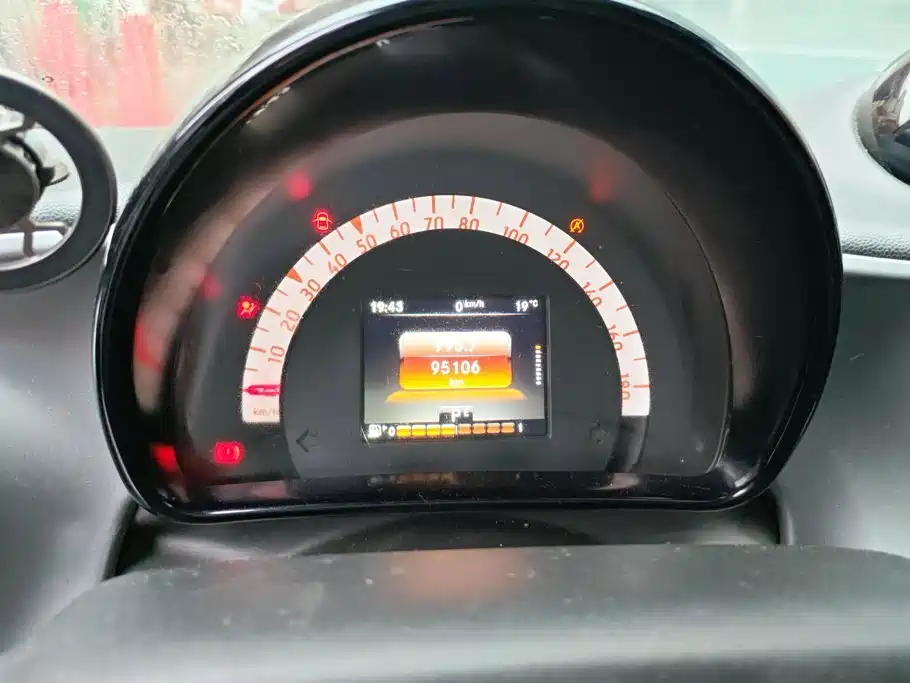 smart Smart Fortwo — миниатюра 14