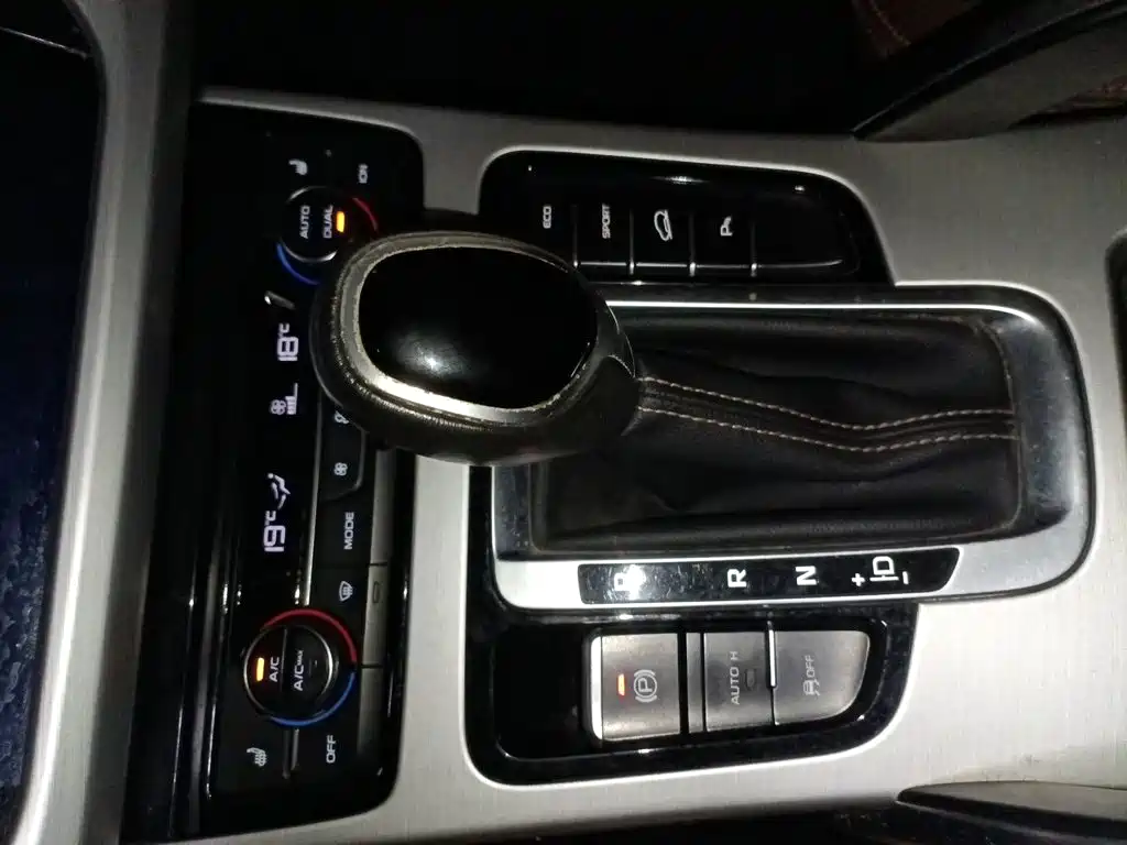Geely Boyue — миниатюра 7