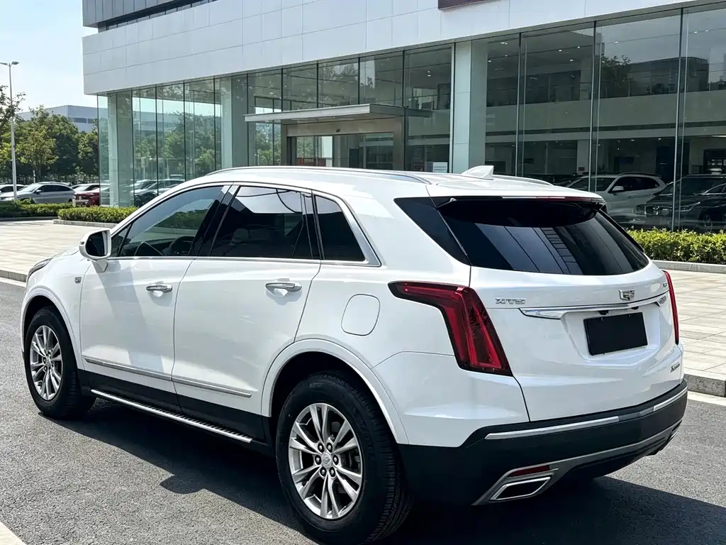 Cadillac XT5 — миниатюра 8