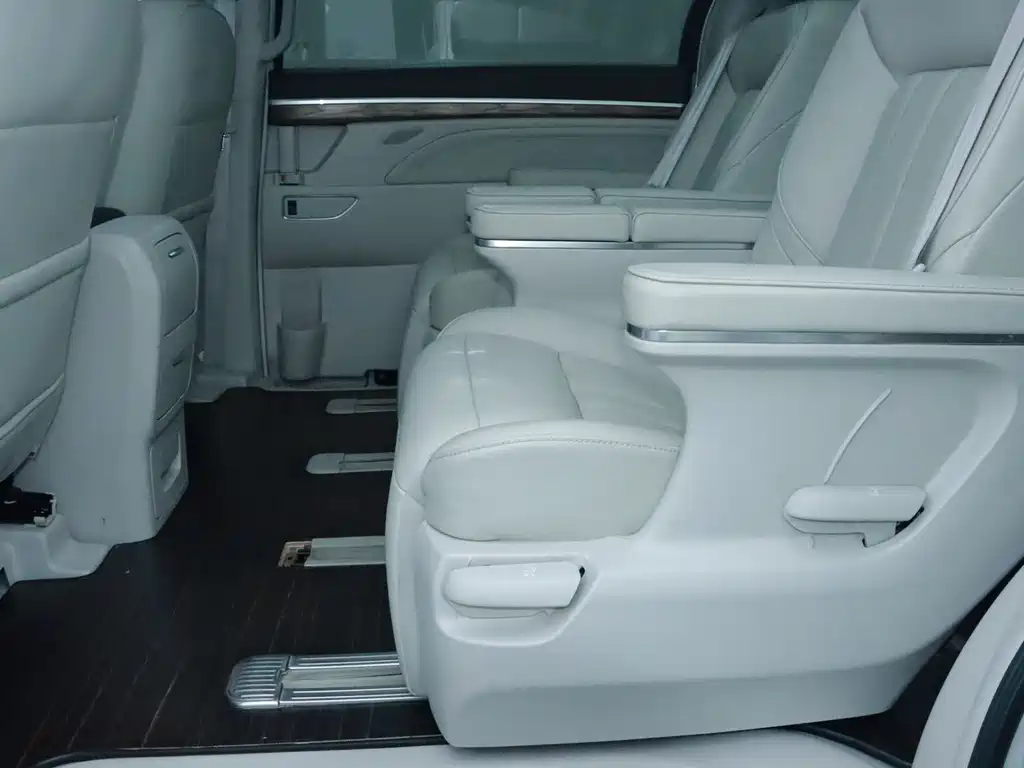 GAC Motor M8 320T Premium Edition, фото 15