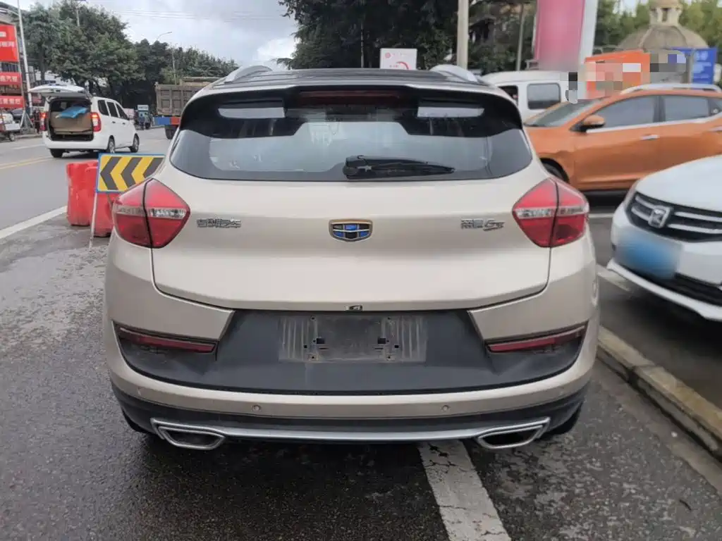 Geely Emgrand GS — миниатюра 6