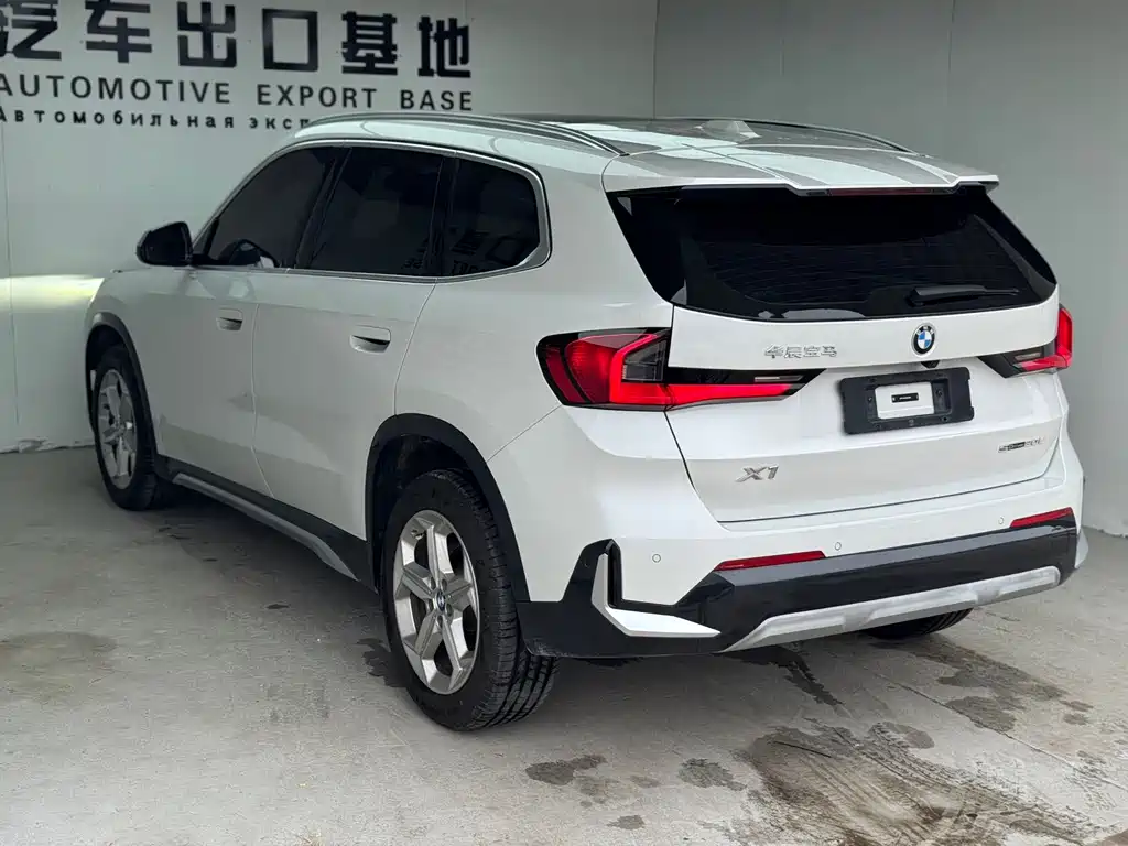 BMW X1 — миниатюра 11