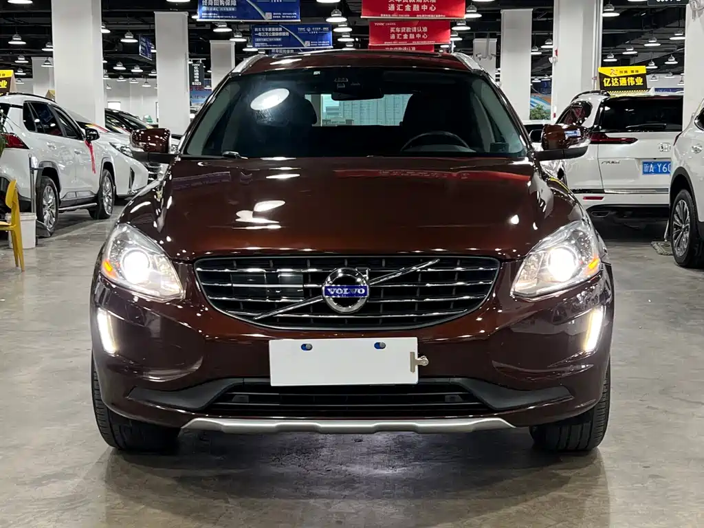 Купить Volvo XC60 (Import)