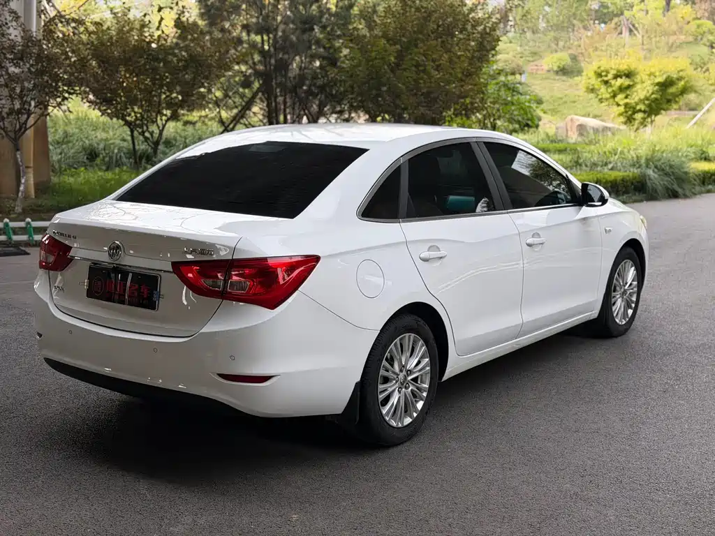 Buick Excelle — миниатюра 5