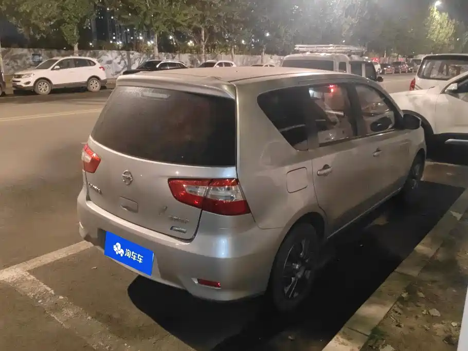 Nissan Livina — миниатюра 3