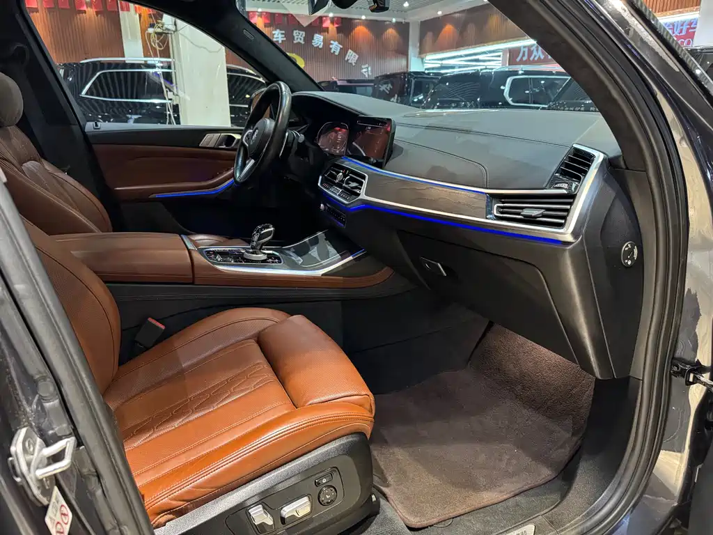 BMW X7 2020 xDrive40i M Sport