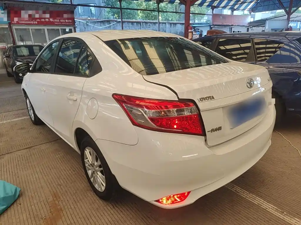 Toyota Vios — миниатюра 5