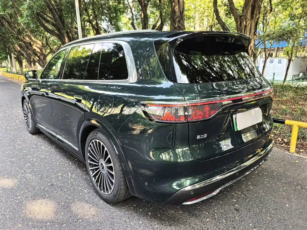 AITO AITO M8 — миниатюра 5