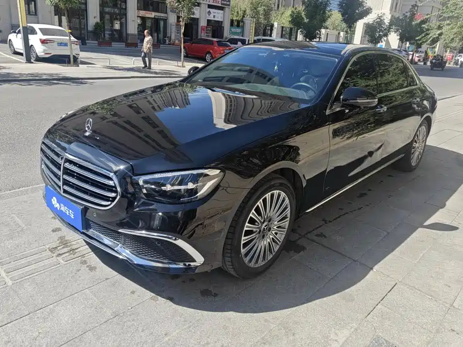 奔驰E级 2023款 改款 E 300 L 豪华型 2023