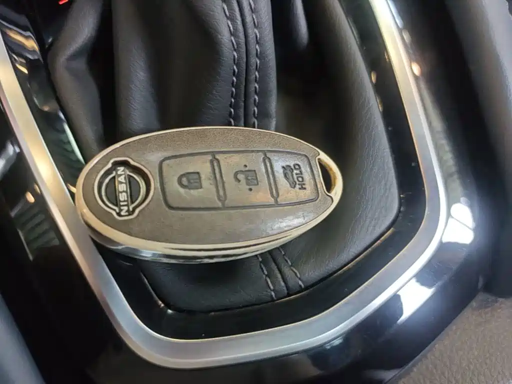 Nissan Qashqai — миниатюра 9