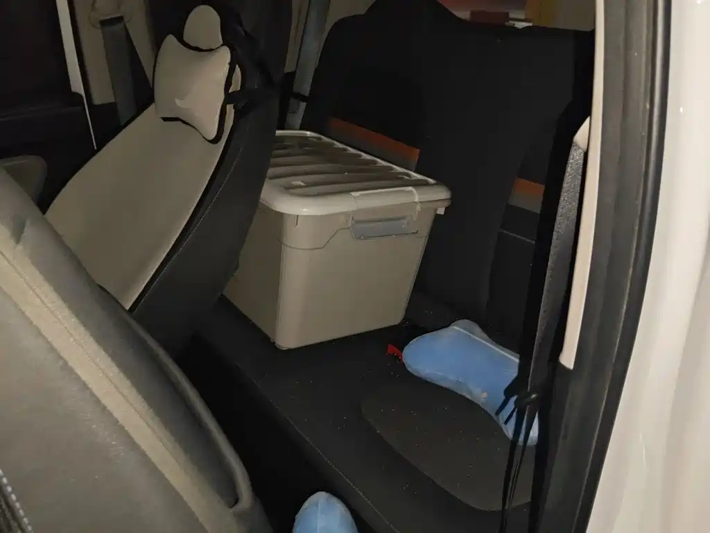Wuling MINIEV — миниатюра 15
