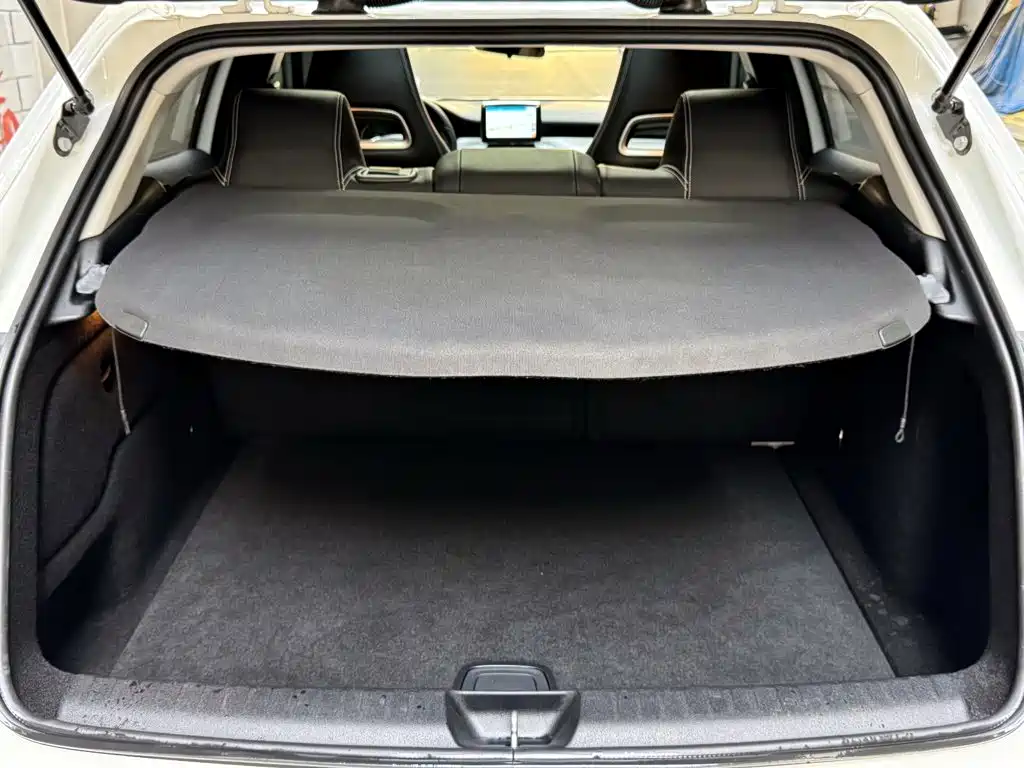 Mercedes-Benz GLA — миниатюра 8