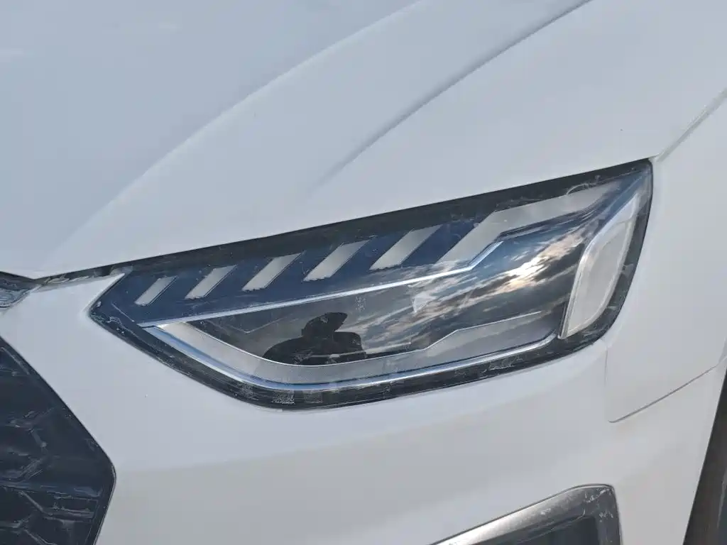 Audi A4L — миниатюра 5