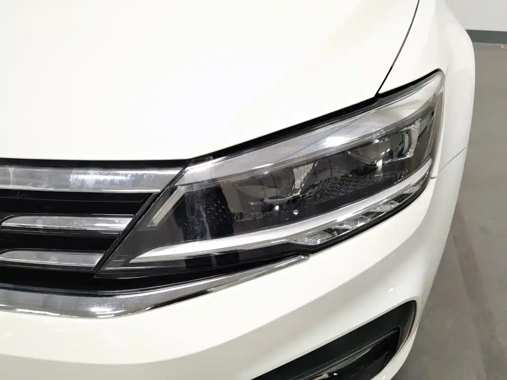 Volkswagen Lamando — миниатюра 7