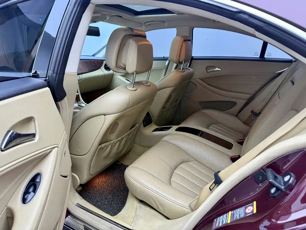 Mercedes-Benz CLS — миниатюра 6