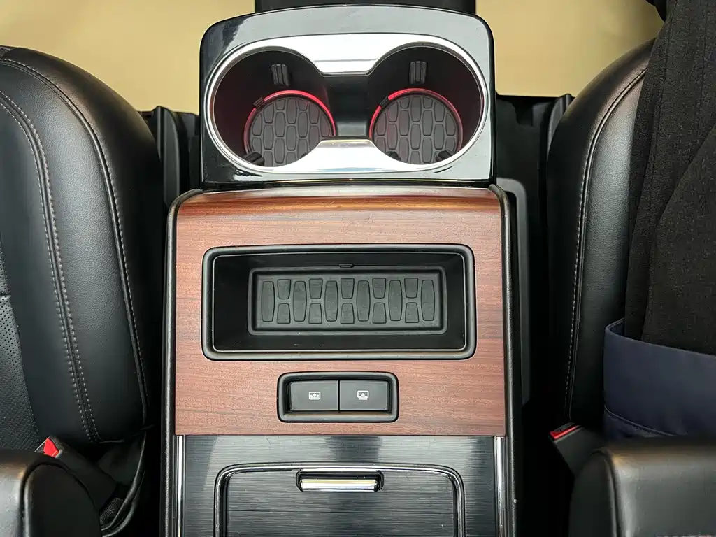 Lincoln Aviator — фотографии объявления, Фото 36