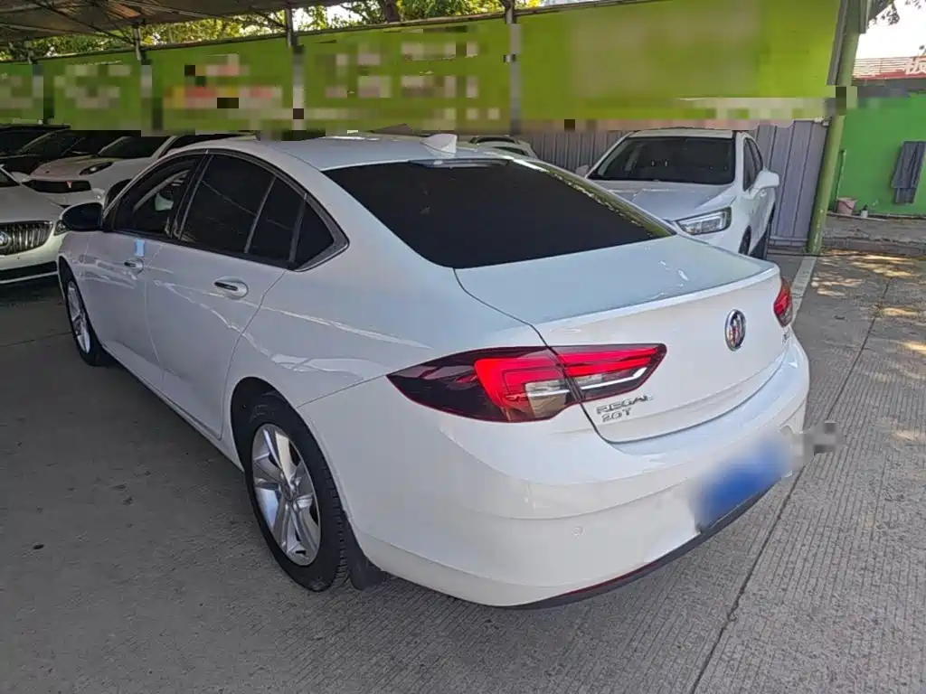 Buick Regal — миниатюра 5