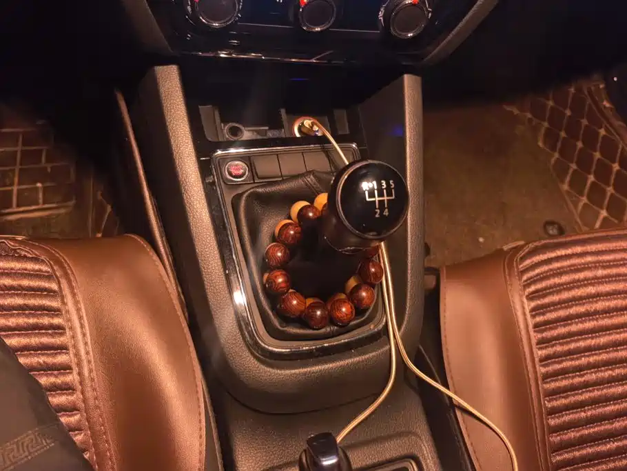 Volkswagen Sagitar — миниатюра 16