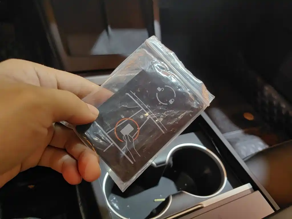 Tesla Model 3 — миниатюра 9