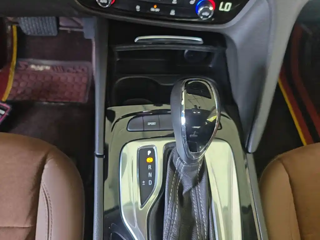 Buick Regal — миниатюра 14