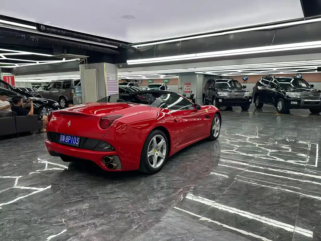 Ferrari California T — миниатюра 9