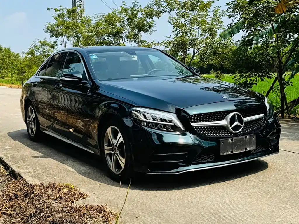 Mercedes-Benz C-Class — миниатюра 8