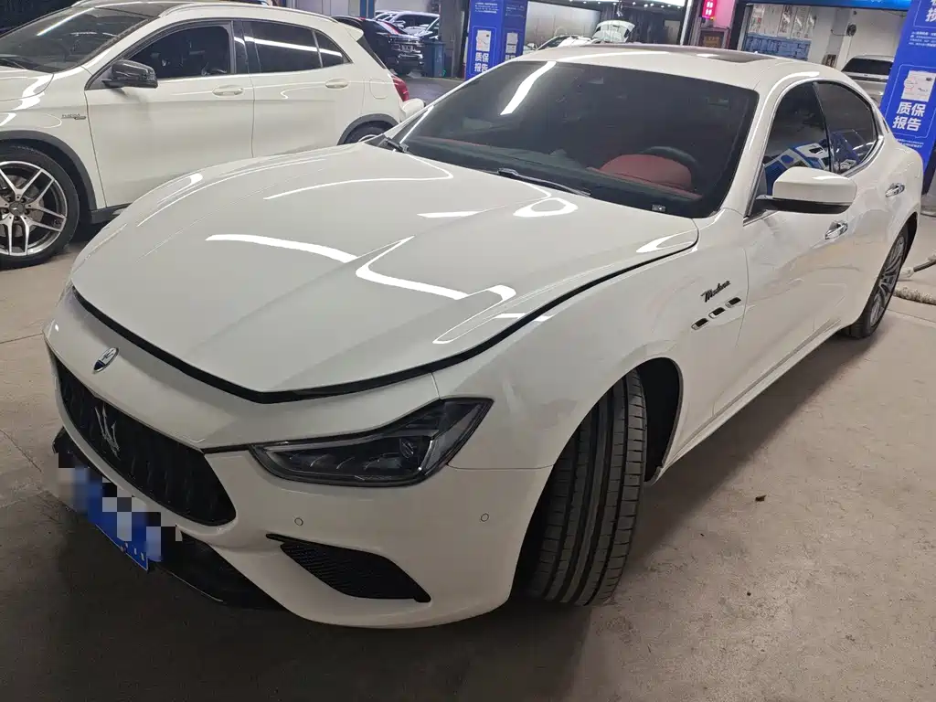 Maserati Ghibli
