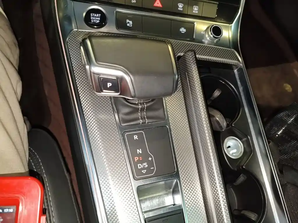 Audi A6L — миниатюра 14