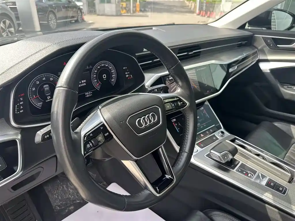Audi A6L 2019 40 TFSI Luxury