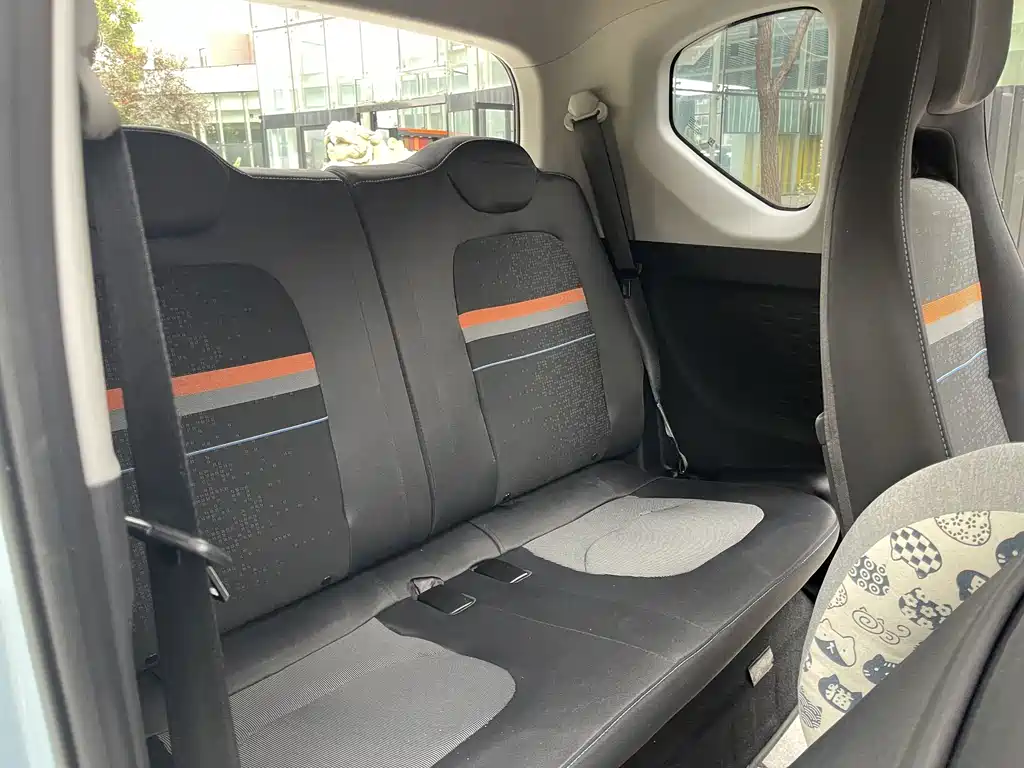 Wuling MINIEV — миниатюра 10