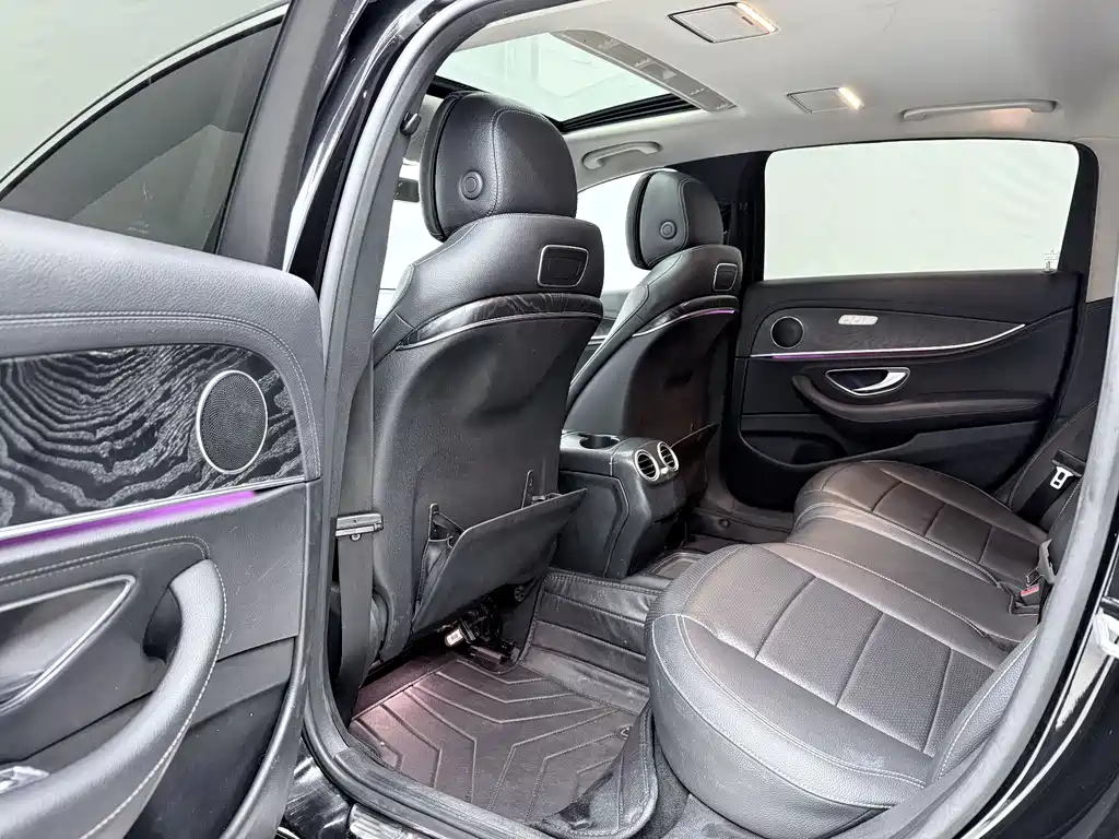 Mercedes-Benz E-Class E 2019 E 200 L Sport