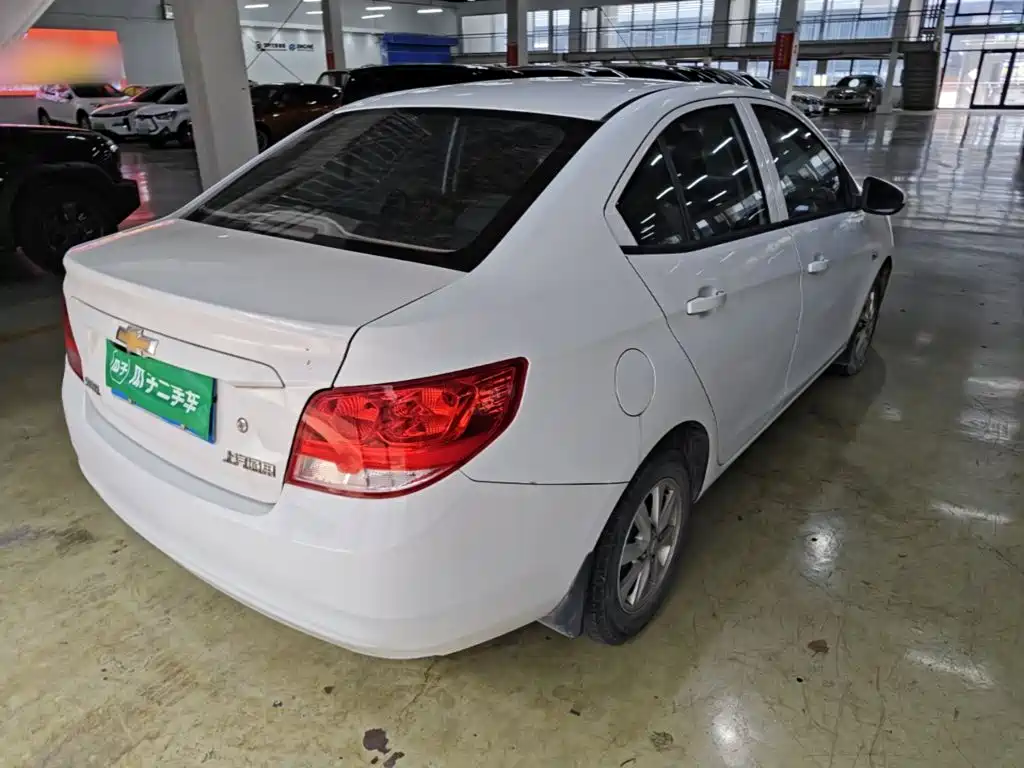 Chevrolet Sail — миниатюра 7