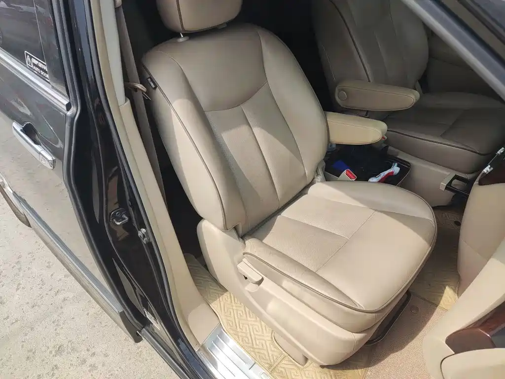Nissan Quest — миниатюра 25