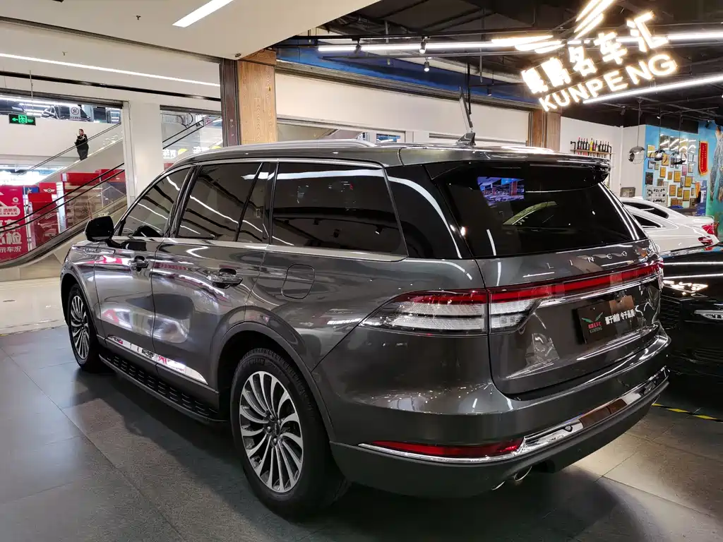 Lincoln Aviator 2020 3.0T V6