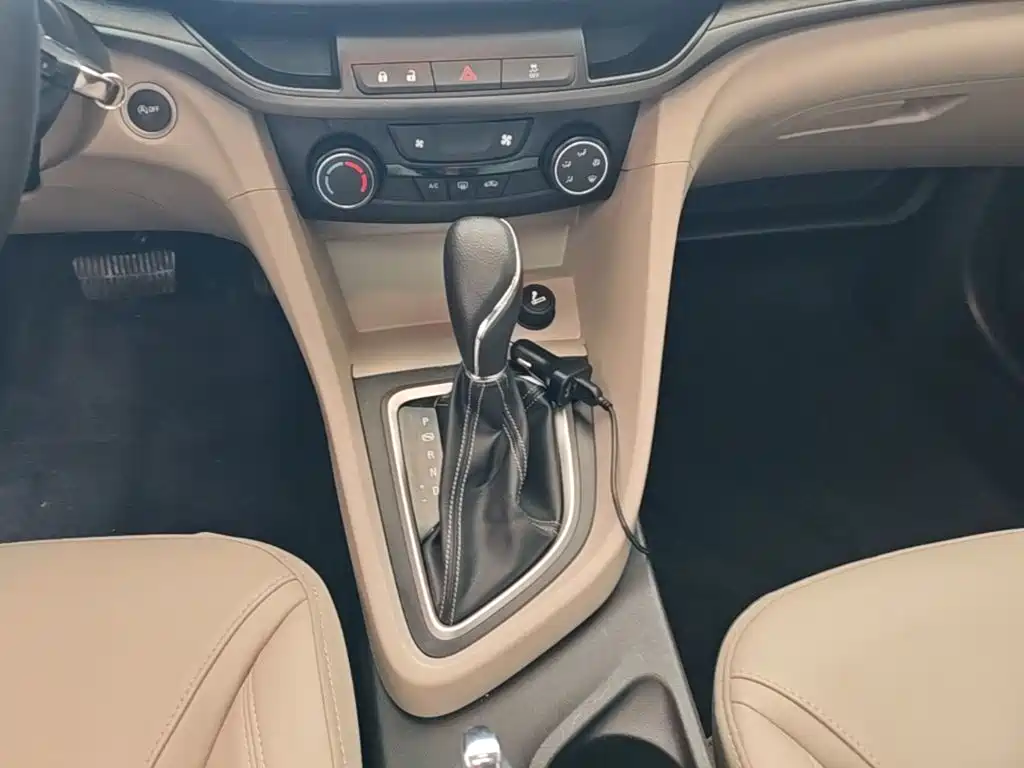 Buick Excelle — миниатюра 14