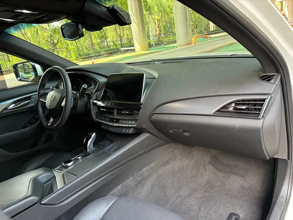 Cadillac CT5 28T Luxury Type （ Standard Edition ）, фото 14