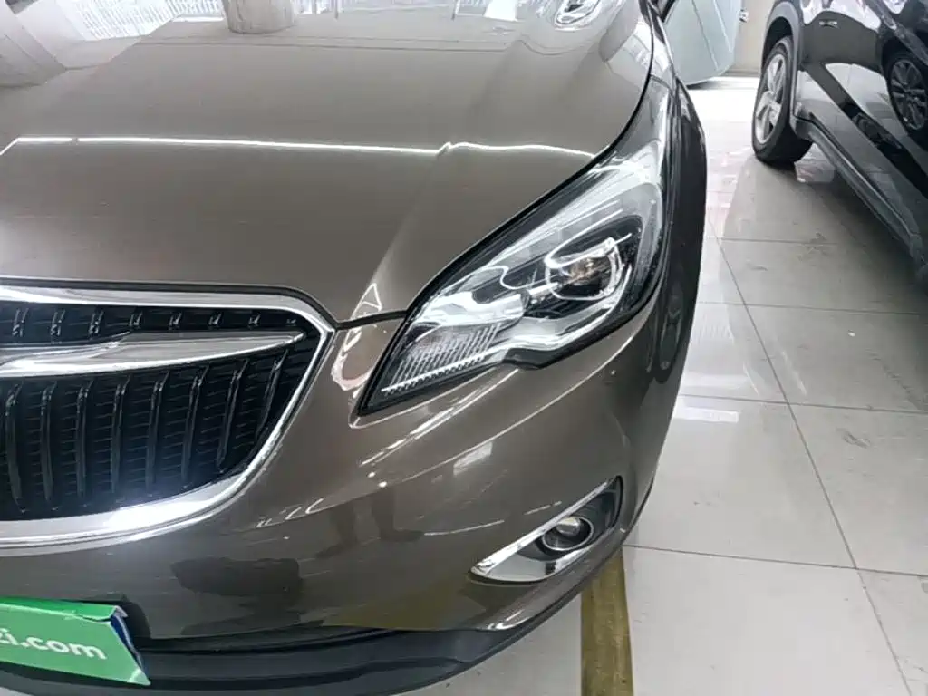 Buick Envision Plus — миниатюра 24
