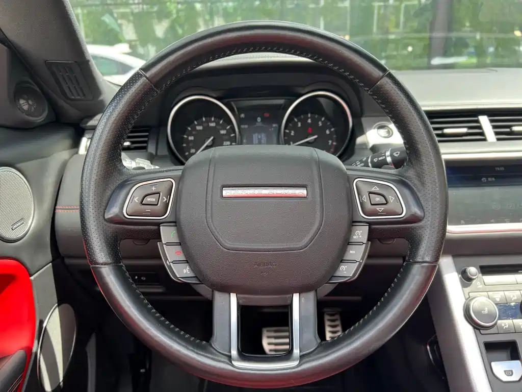 Land Rover Evoque (Import) — миниатюра 16