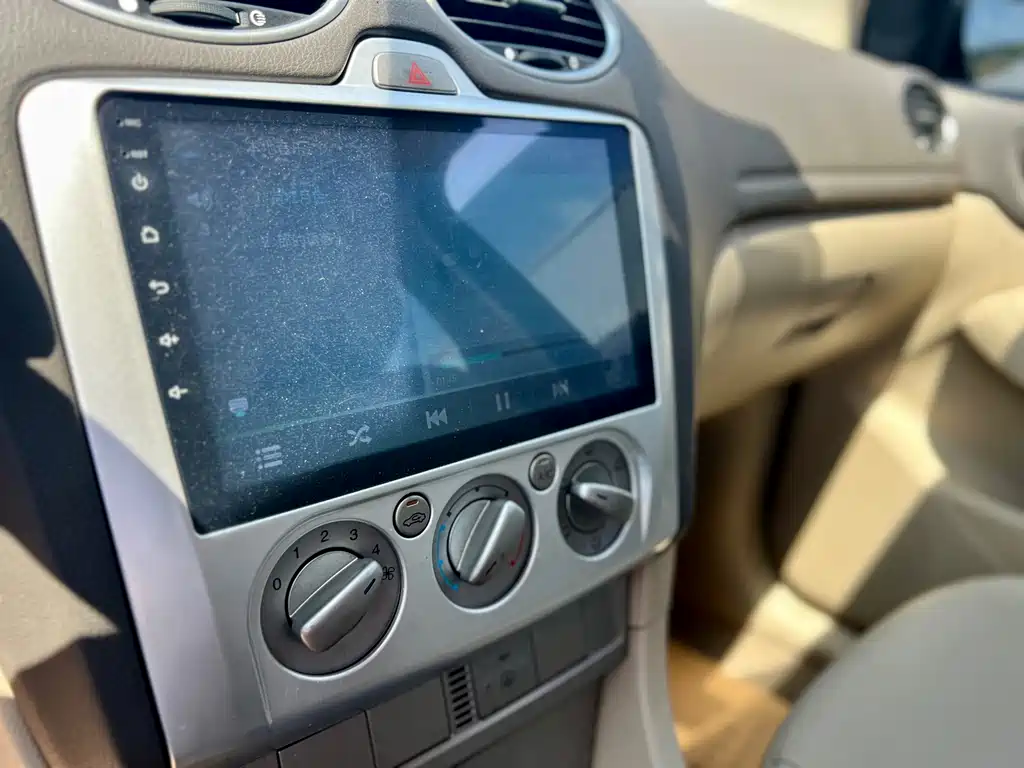Ford Focus — миниатюра 12