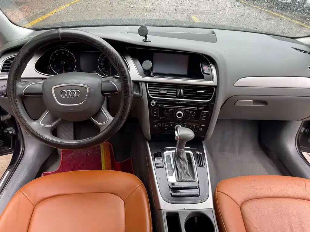 Audi A4L 30 TFSI Auto Comfort Type, фото 8